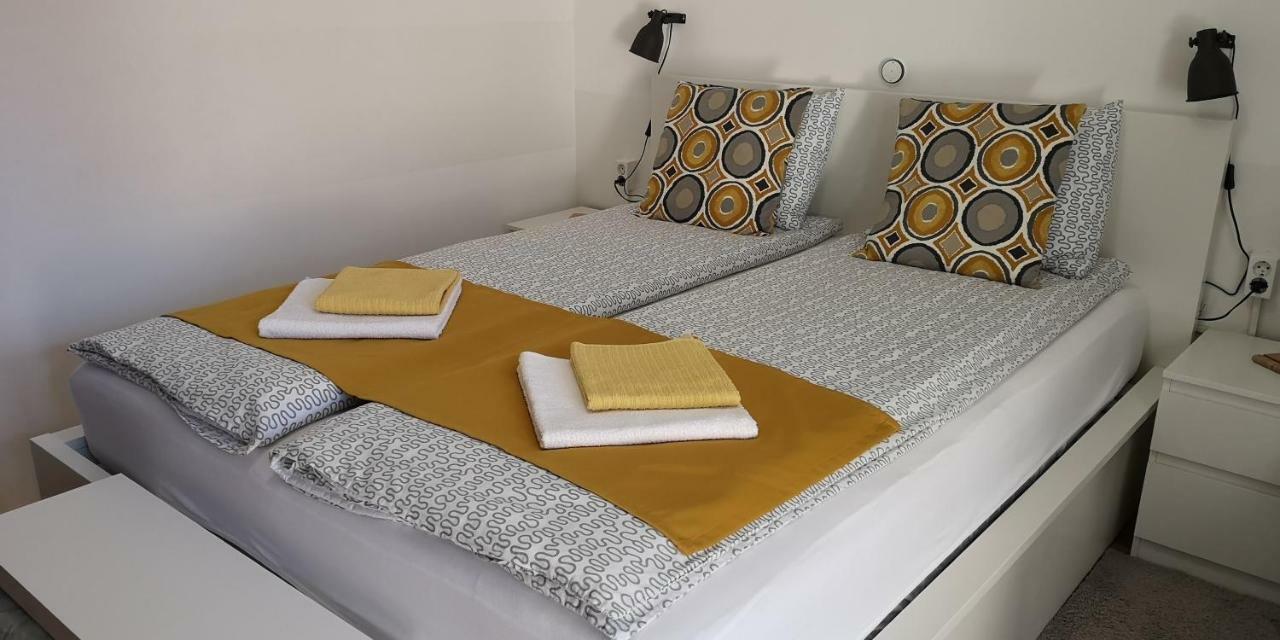 Studio Apartman Comodo Zagreb Buitenkant foto